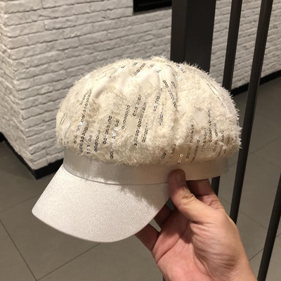 Női mindennapi sapka flitterekkel