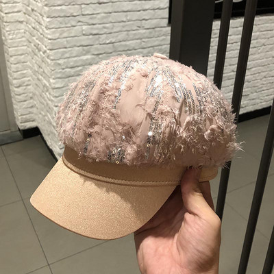 Női mindennapi sapka flitterekkel