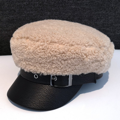 Καθημερινό γυναικείο καπέλο με δερμάτινο γείσο