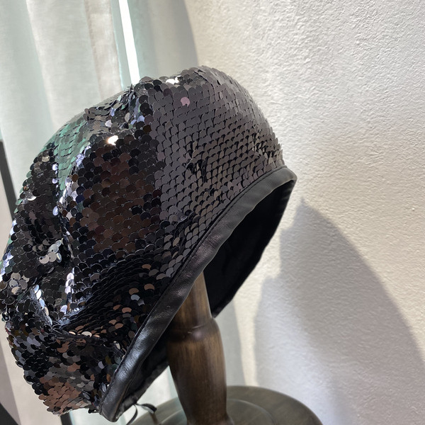 Új modell női kalap flitterekkel