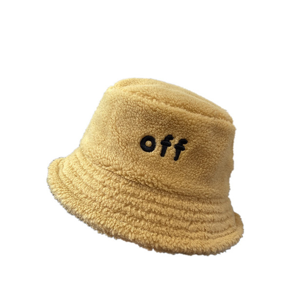 Alkalmi női pehelysapka hímzéssel