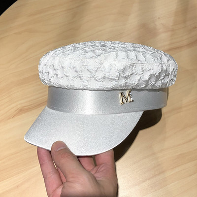 ΝΕΟ μοντέλο γυναικείο καπέλο με γείσο και μεταλλικό στοιχείο