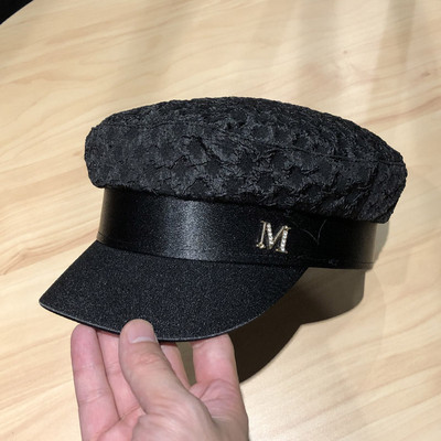 ΝΕΟ μοντέλο γυναικείο καπέλο με γείσο και μεταλλικό στοιχείο