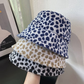 Alkalmi női gyapjúkalap leopárd mintával