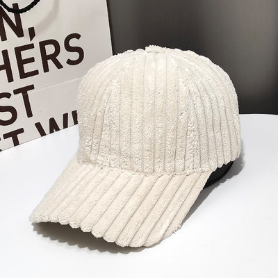 Γυναικείο χειμερινό καπέλο με γείσο