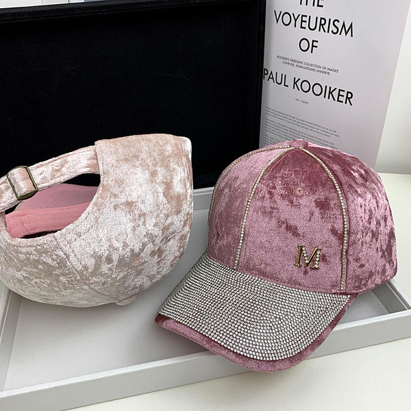 Καπέλο νέο μοντέλο  με πέτρες και γείσο