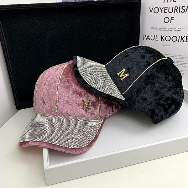 Καπέλο νέο μοντέλο  με πέτρες και γείσο