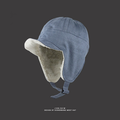 Női sapka meleg béléssel típusú fülvédővel