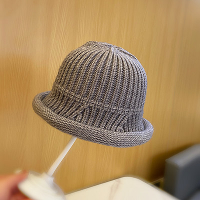 Alkalmi női kötött sapka - sima modell