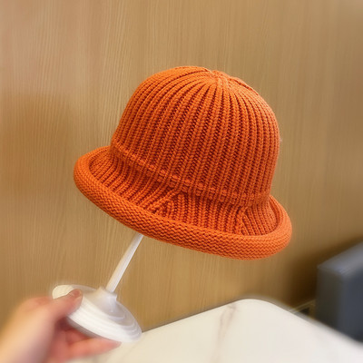 Alkalmi női kötött sapka - sima modell