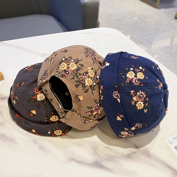 Új modell női sapka virágmintával, különböző színekben