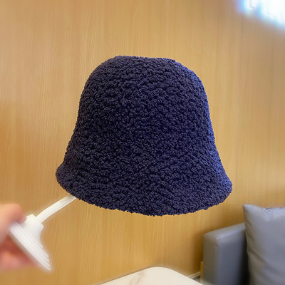 Női horgászsapka több színben - letisztult modell