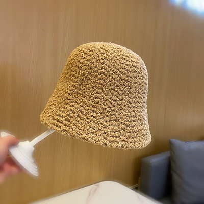 Női horgászsapka több színben - letisztult modell