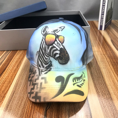 Νέο μοντέλο γυναικείο καπέλο με απλικέ και γείσο