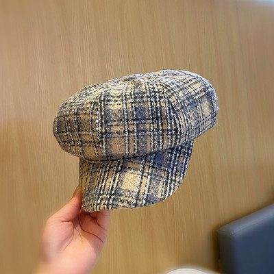 Alkalmi női gyapjú sapka napellenzővel, három színben