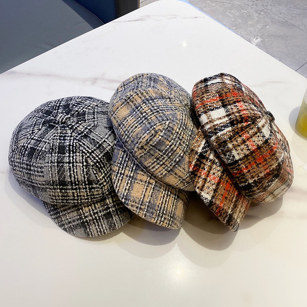 Alkalmi női gyapjú sapka napellenzővel, három színben