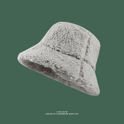 Uniszex pehelykalap típusú horgászat