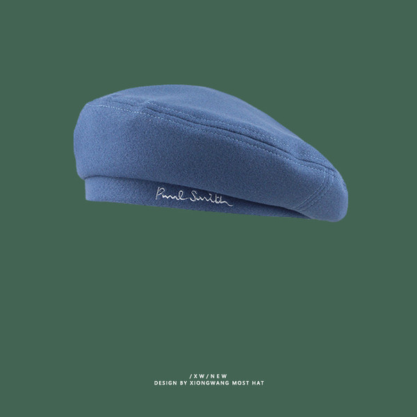 Ženska kapa beretka sa natpisom