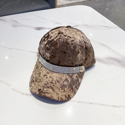 Καθημερινό γυναικείο καπέλο από βελούδο με πέτρες