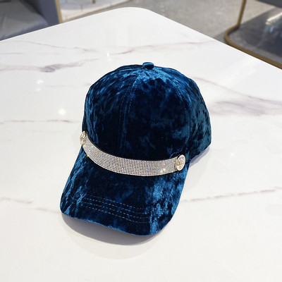 Καθημερινό γυναικείο καπέλο από βελούδο με πέτρες