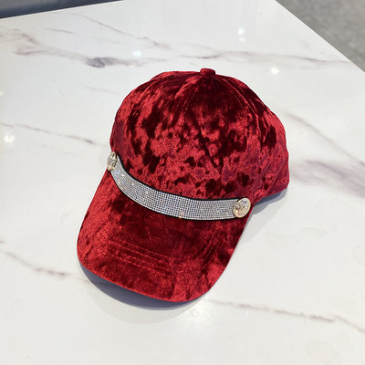 Καθημερινό γυναικείο καπέλο από βελούδο με πέτρες