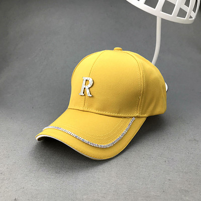 Μοντέρνο γυναικείο καπέλο με διακοσμιτικές πέτρες και γείσο