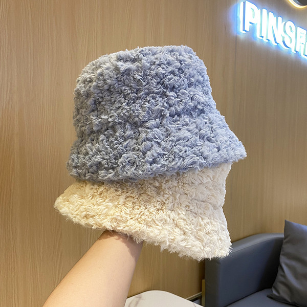 Alkalmi női gyapjú sapka télre