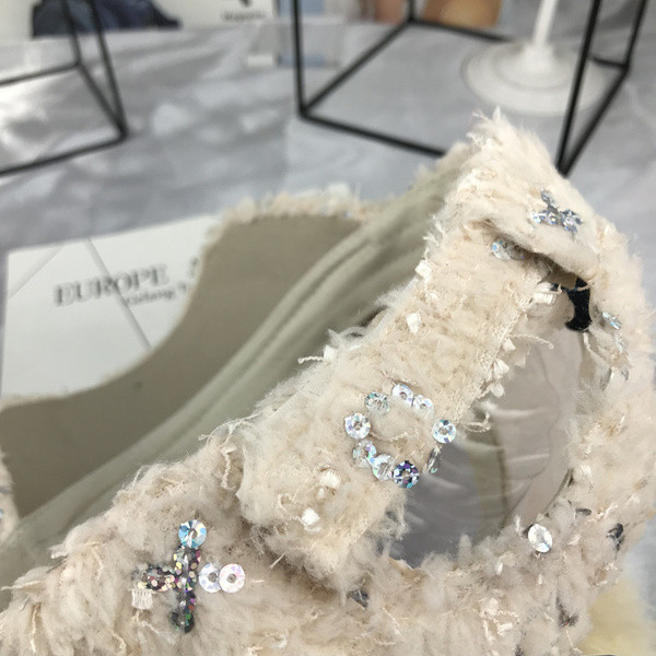 Új modell női őszi-téli kalap flitterekkel