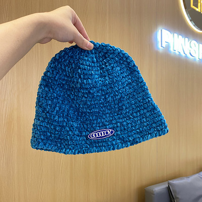 Női alkalmi sapka őszre és télre