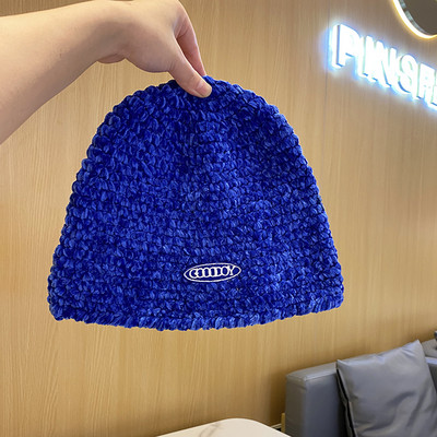 Női alkalmi sapka őszre és télre