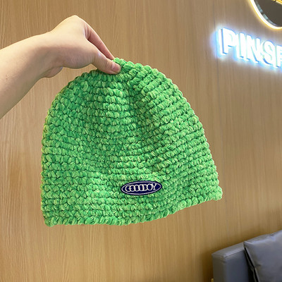 Női alkalmi sapka őszre és télre