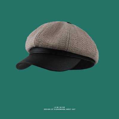 Γυναικείο μάλλινο κπέλο τύπου μπερέ με δερμάτινο γείσο