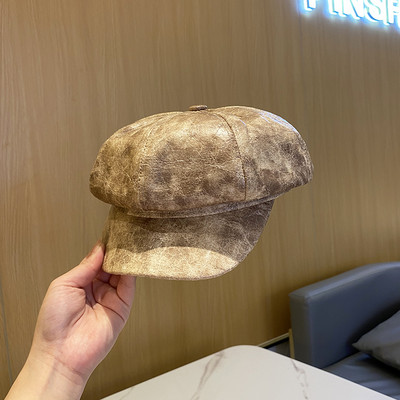 Lezser női bőrkalap napellenzővel, négy színben