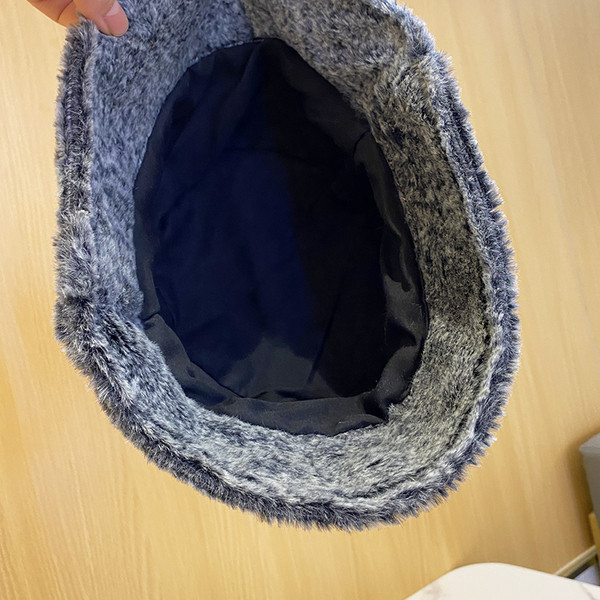 Női pehelysapka több színben télre is alkalmas