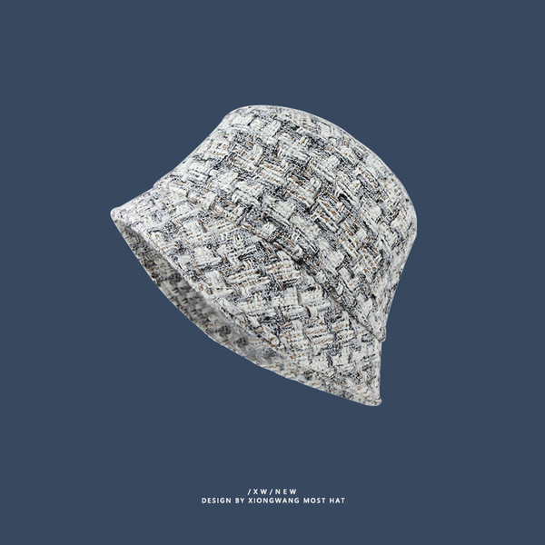 Kockás női horgászsapka