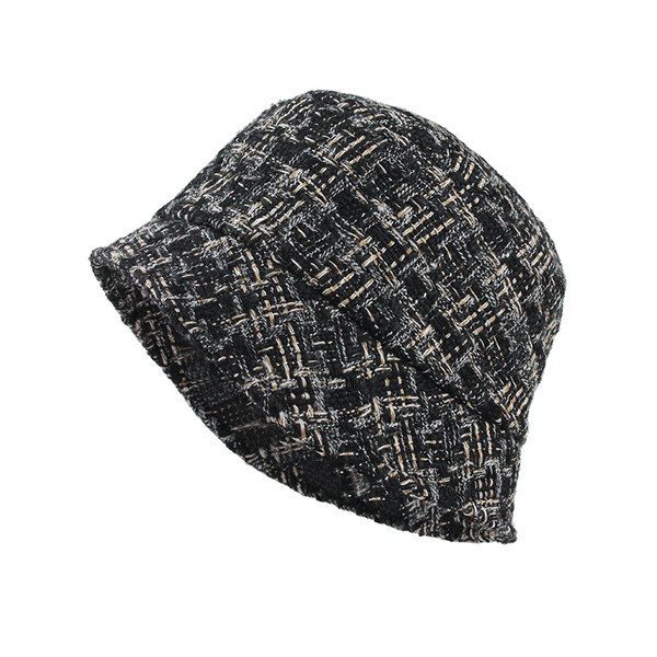 Kockás női horgászsapka