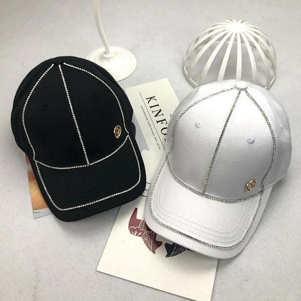 Új modell női sapka - napellenzővel és kövekkel