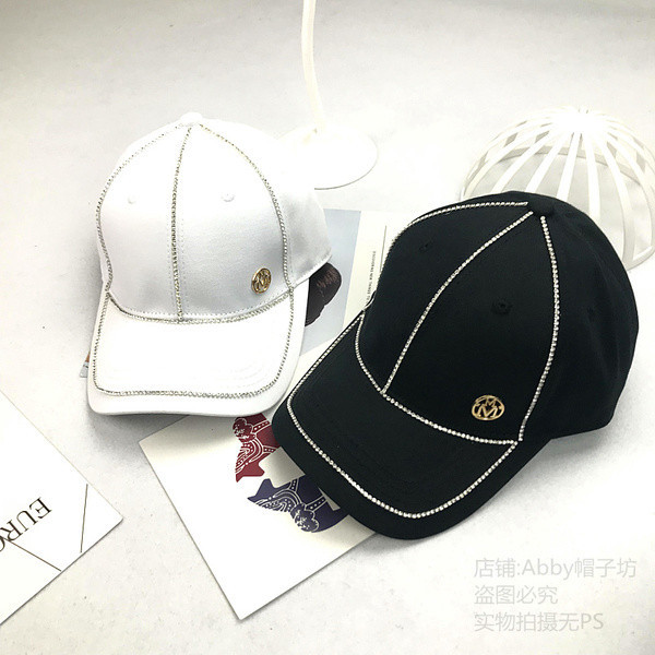 Új modell női sapka - napellenzővel és kövekkel