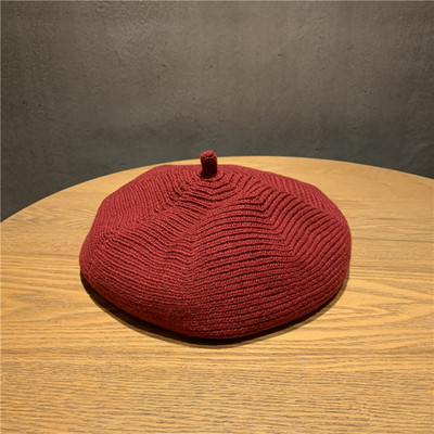 Új modell téli női sapka - barett típusú