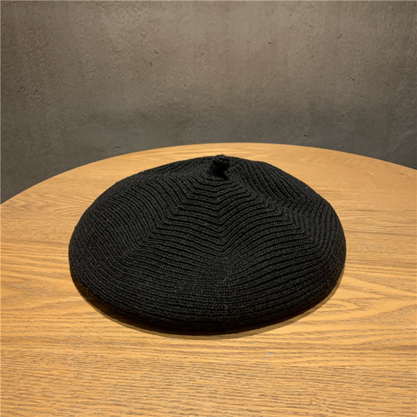 Új modell téli női sapka - barett típusú