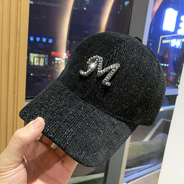 Őszi-téli női kordbársony sapka napellenzővel