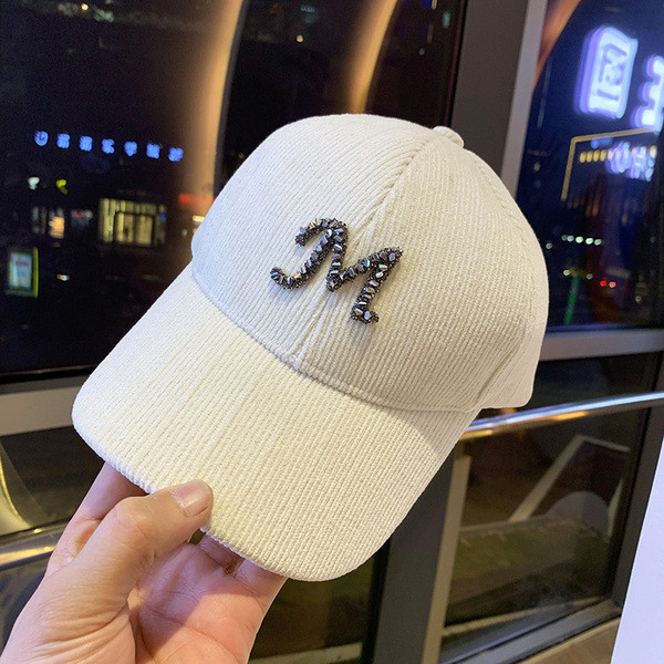 Őszi-téli női kordbársony sapka napellenzővel