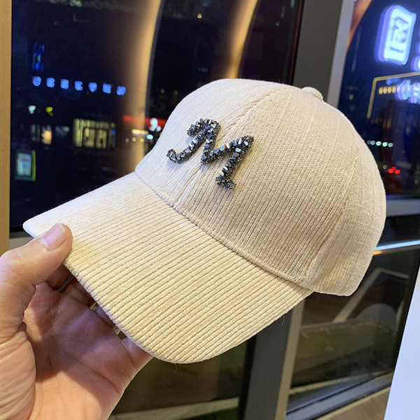 Őszi-téli női kordbársony sapka napellenzővel