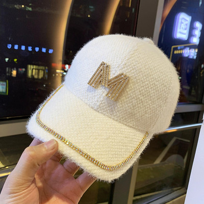 Φθινόπωρο-χειμερινό γυναικείο καπέλο με γείσο