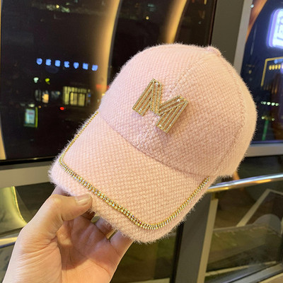 Φθινόπωρο-χειμερινό γυναικείο καπέλο με γείσο