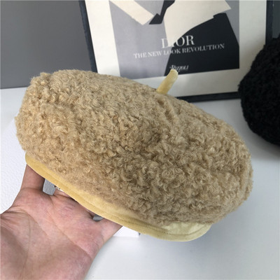 Καθημερινό γυναικείο μάλλινο καπέλο σε τρία χρώματα