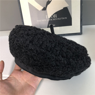 Καθημερινό γυναικείο μάλλινο καπέλο σε τρία χρώματα