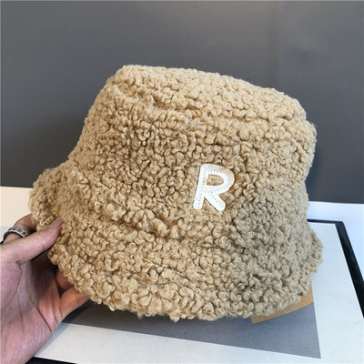 Plüss női sapka négy színben