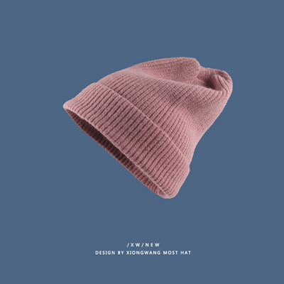 Φθινόπωρο-χειμερινό πλεκτό καπέλο με μοτίβο