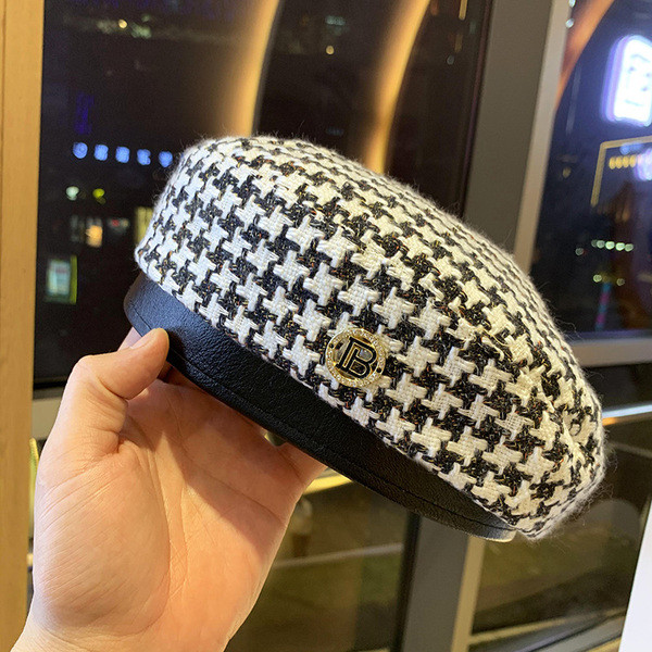 Új modell téli női sapka - barett típusú